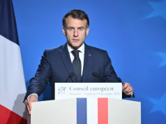 Макрон предложил Европе возобновить диалог с Путиным