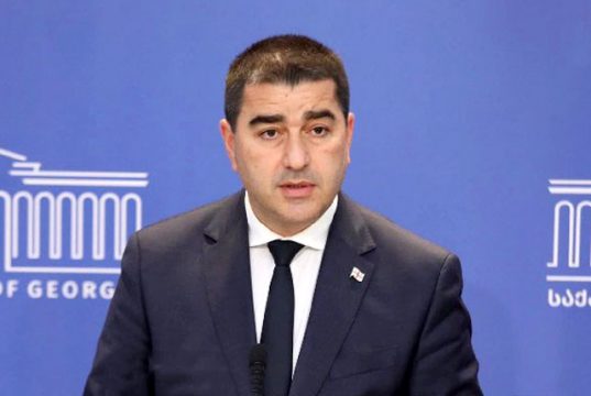 Спикер парламента Грузии вместе с делегацией отправился с официальным визитом в Индию Спикер парламента Грузии вместе с делегацией отправился с официальным визитом в Индию