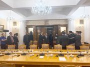 Глава МИД Китая находится сегодня в Москве Глава МИД Китая находится сегодня в Москве, где вскоре Уиткофф и Кушнер встретятся с Путиным