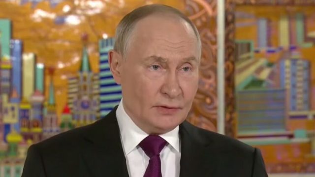 Путин перед встречей с американцами обвинил Европу в попытке сорвать мирные договоренности, которые продвигает Трамп Путин перед встречей с американцами обвинил Европу в попытке сорвать мирные договоренности, которые продвигает Трамп