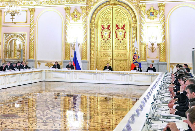 Путин поручил обеспечить финансирование национальных проектов технологического лидерства Путин поручил обеспечить финансирование национальных проектов технологического лидерства