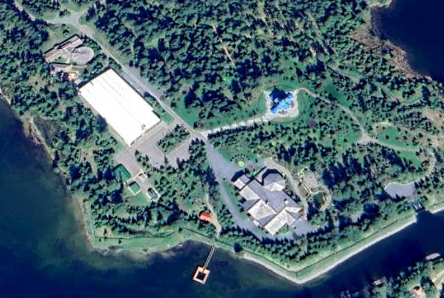 Удар по резиденции Удар по резиденции