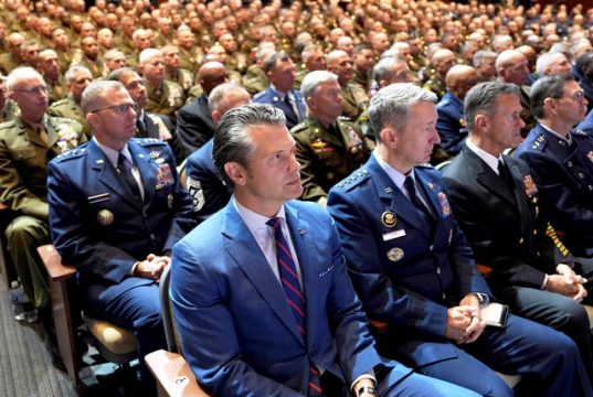 США дожимают Европу в военной сфере? США дожимают Европу в военной сфере?