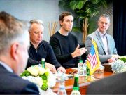 В финале переговоров США, России и Украины в Абу-Даби делегации провели общий совместный обед, сообщили Axios анонимные американские чиновники В финале переговоров США, России и Украины в Абу-Даби делегации провели общий совместный обед, сообщили Axios анонимные американские чиновники