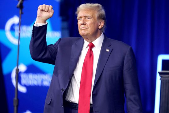 Трамп выдвинут в президенты именно как антикризисный управляющий Трамп выдвинут в президенты именно как антикризисный управляющий