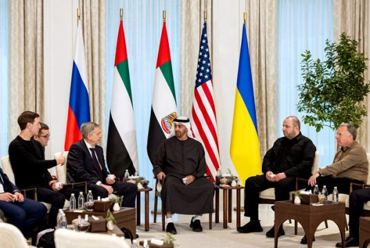 Диалог по Украине в формате «тройки» в Абу-Даби может быть продолжен в ближайшие дни, сообщает источник ТАСС Диалог по Украине в формате "тройки" в Абу-Даби может быть продолжен в ближайшие дни, сообщает источник ТАСС