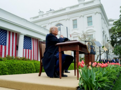 ВЭФ в Давосе: Трамп приезжает с сенсационными заявлениями, добивая глобалистов