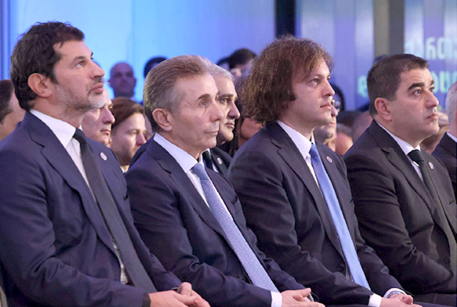 Ваше сердцем бьется? Вы дышите? С вами ничего не случилось?!