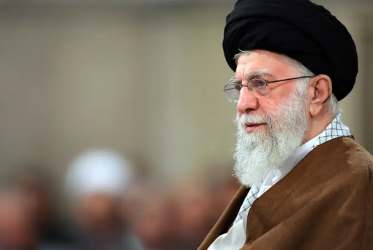 Верховный лидер Ирана призвал “поставить на место“ участников массовых беспорядков
