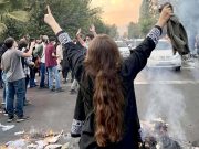 Странная позиция Странная позиция