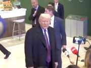 Сегодня часть СМИ процитировали якобы сказанные слова Трампа после встречи с Зеленским: «мое послание Путину — война должна закончится» Сегодня часть СМИ процитировали якобы сказанные слова Трампа после встречи с Зеленским: «мое послание Путину - война должна закончится»