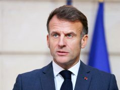 Макрон заявил, что предложил европейцам возобновить диалог с РФ Макрон заявил, что предложил европейцам возобновить диалог с РФ