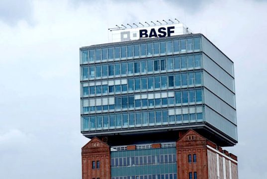Welt: Легенда немецкого химпрома гигант BASF переносит производственные мощности в Индию и Китай Welt: Легенда немецкого химпрома гигант BASF переносит производственные мощности в Индию и Китай