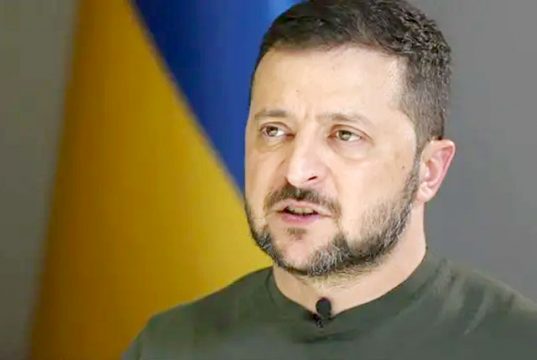 Зеленский в интервью Politico дерзко заявил, что считает себя свободным человеком Зеленский в интервью Politico дерзко заявил, что считает себя свободным человеком