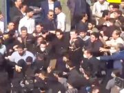 В ряде иранских университетов со вчерашнего дня идут митинги протеста и столкновения, сообщает Reuters В ряде иранских университетов со вчерашнего дня идут митинги протеста и столкновения, сообщает Reuters