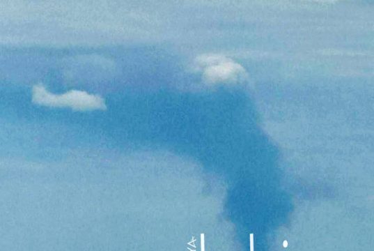 Столб дыма поднимается над Тель-Авивом Столб дыма поднимается над Тель-Авивом