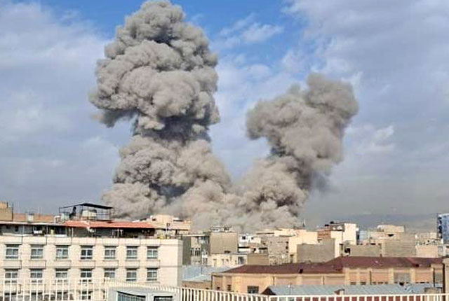 Существует строгая цензура на публикации, и поселенцам даны указания не снимать места падения иранских ракет Существует строгая цензура на публикации, и поселенцам даны указания не снимать места падения иранских ракет