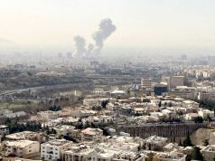 Смена власти через удары с воздуха и без наземного вторжения (его явно не будет) невозможна по определению Смена власти через удары с воздуха и без наземного вторжения (его явно не будет) невозможна по определению