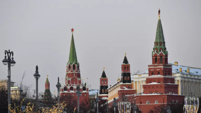 Ушаков: планы Лондона и Парижа помочь Киеву с ЯО повлияют на позицию Москвы