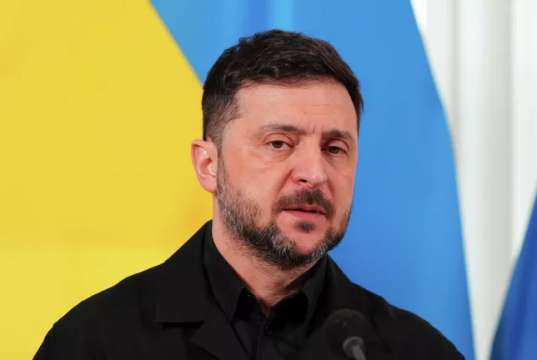 «Получит что хочет». В США сообщили о подготовке ухода Зеленского