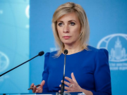 Захарова назвала заявления Макрона о диалоге с Россией игрой в наперстки