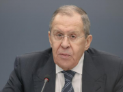 Зеленский надеется, что при получении гарантий ему не придется признавать российские территории, отметил глава МИД РФ