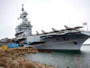 Франция остановила передислокацию авианосной группы ДеГоль на Ближний Восток Франция остановила передислокацию авианосной группы ДеГоль на Ближний Восток