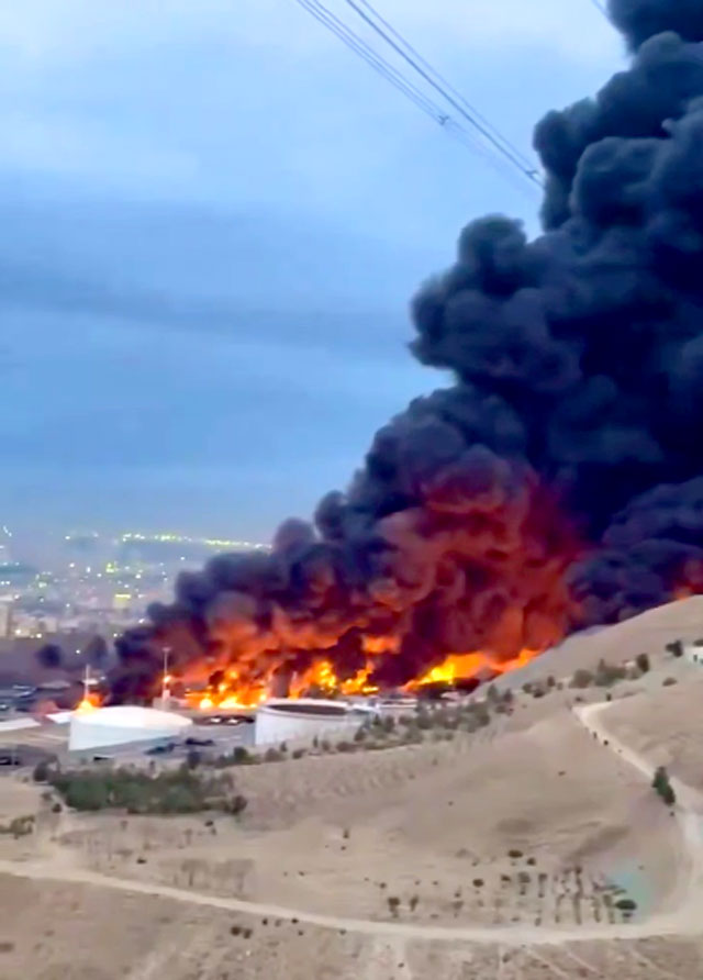 В иранской войне начали бить по опреснительным установкам, критически важным для региона В иранской войне начали бить по опреснительным установкам, критически важным для региона