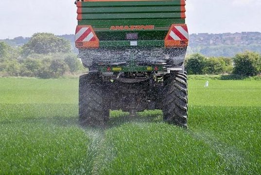 Индия закрывает заводы по производству удобрений Индия закрывает заводы по производству удобрений