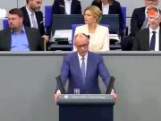 Канцлер Германии Фридрих Мерц в своей речи перед Бундестагом потребовал от Трампа место для Европы за столом переговоров по Украине Канцлер Германии Фридрих Мерц в своей речи перед Бундестагом потребовал от Трампа место для Европы за столом переговоров по Украине