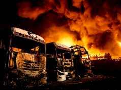 Иран с утра атаковал ключевой объект для поставок нефти из Персидского залива Иран с утра атаковал ключевой объект для поставок нефти из Персидского залива