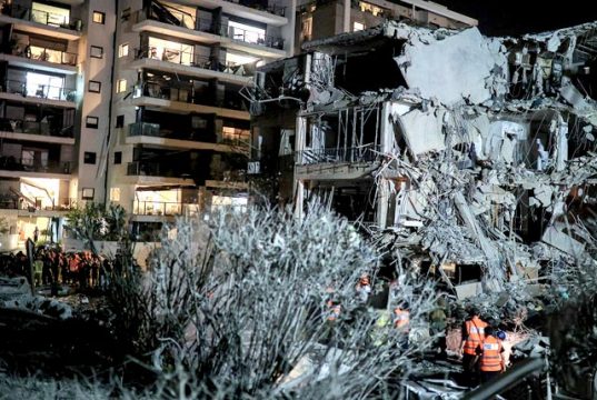 О последствиях прилета иранской ракеты по израильской Димоне О последствиях прилета иранской ракеты по израильской Димоне