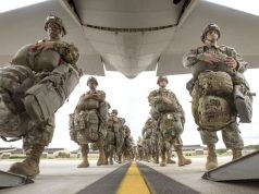 Сообщают, что США перебрасывают 4500 морпехов при поддержке авиации и десантных средств в район Ормузского пролива Сообщают, что США перебрасывают 4500 морпехов при поддержке авиации и десантных средств в район Ормузского пролива