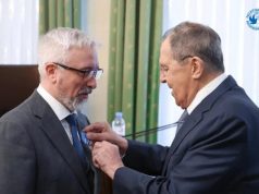 Глава Россотрудничества Евгений Примаков получил орден Почета Глава Россотрудничества Евгений Примаков получил орден Почета