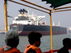 Иран официально объявил, что для прохождения Ормузского пролива суда должны получать разрешение Тегерана, передает IRNA Иран официально объявил, что для прохождения Ормузского пролива суда должны получать разрешение Тегерана, передает IRNA