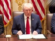 Трамп: НАТО никогда не придет на помощь нам Трамп: НАТО никогда не придет на помощь нам