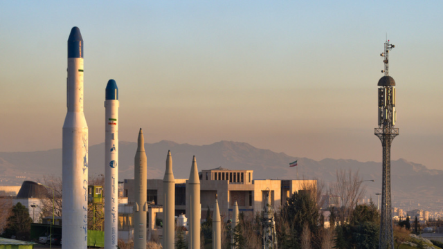 Иран подтвердил удар баллистическими ракетами по острову Диего-Гарсия