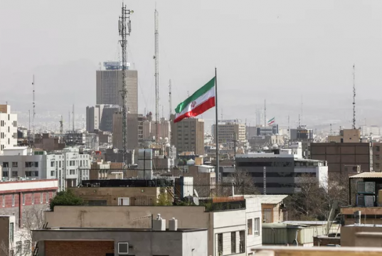 Иран нанес удары по американским базам в Персидском заливе и Ираке