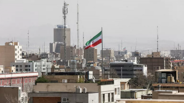 Иран нанес удары по американским базам в Персидском заливе и Ираке