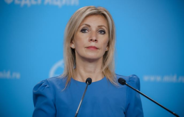 Захарова назвала варварским актом нападение на Русский дом в Праге
