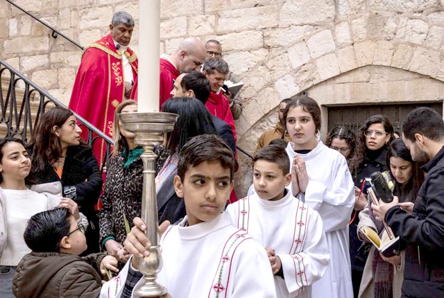 В Иерусалиме вышел тяжелый доклад о положении христиан В Иерусалиме вышел тяжелый доклад о положении христиан