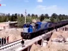 Иран восстановил железнодорожный мост Яхьябад в Кашане Иран восстановил железнодорожный мост Яхьябад в Кашане