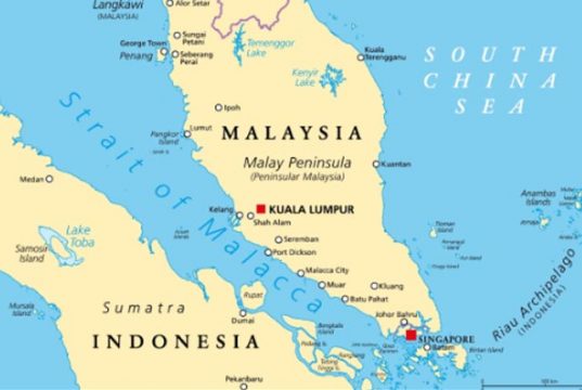 Министр финансов Индонезии сегодня предложил идею взимать плату с судов, проходящих через Малаккский пролив Министр финансов Индонезии сегодня предложил идею взимать плату с судов, проходящих через Малаккский пролив