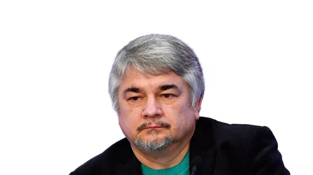 Ростислав Ищенко: Дроны будут господствовать на поле боя до тех пор, пока не полетят ядерные боеголовки