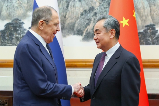 Лавров прибыл с визитом в Китай