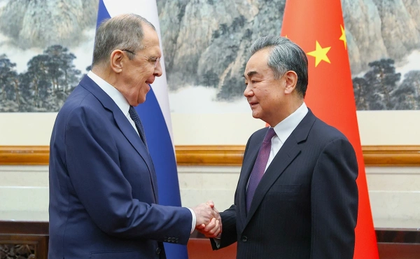 Лавров прибыл с визитом в Китай