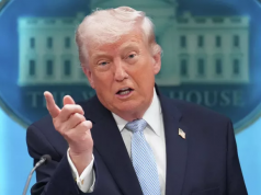 Американская делегация отправилась в Исламабад для контактов с Ираном, сообщил президент США Дональд Трамп.