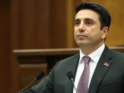 Спикер парламента Армении Ален Симонян заявил, что Ереван запустит процедуру выхода из Организации Договора о коллективной безопасности и Евразийского экономического союза, если Москва примет решение о повышении цен на поставляемый в республику российский газ.