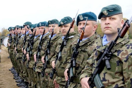 Польский реваншизм на марше: Варшава захотела создать самую большую армию в Европе Польский реваншизм на марше: Варшава захотела создать самую большую армию в Европе