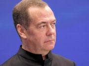 Медведев: России нужны боеготовые вооружённые силы на западном направлении Медведев: России нужны боеготовые вооружённые силы на западном направлении